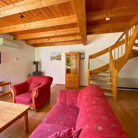 Haus 2 Naturerlebnisse Und Erholung Im Prázdninový dům Nieheim